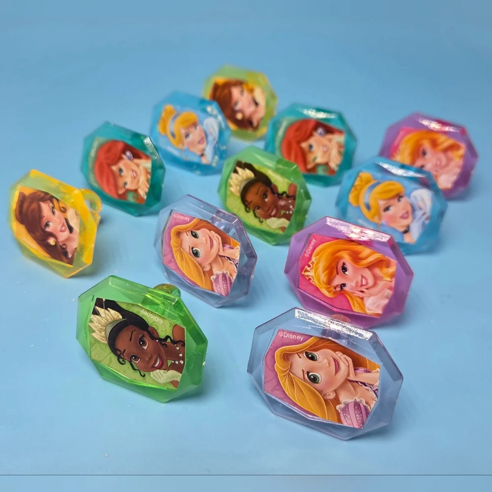 One Dozen Disney Princesses Cupcake Rings In Multiple Fun Colors, NEW